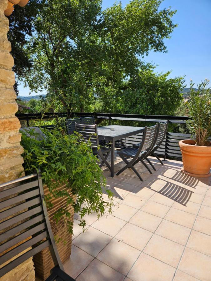 La Citadelle Villa Ньон Екстериор снимка